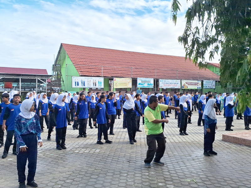 Pelaksanaan 7 Kebiasaan Anak Indonesia Hebat di SMPN 6 Tanjungpandan