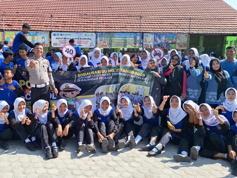Police Goes To School 2025