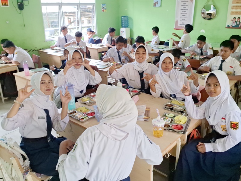 Makan Bergizi Gratis (MBG) 2025
